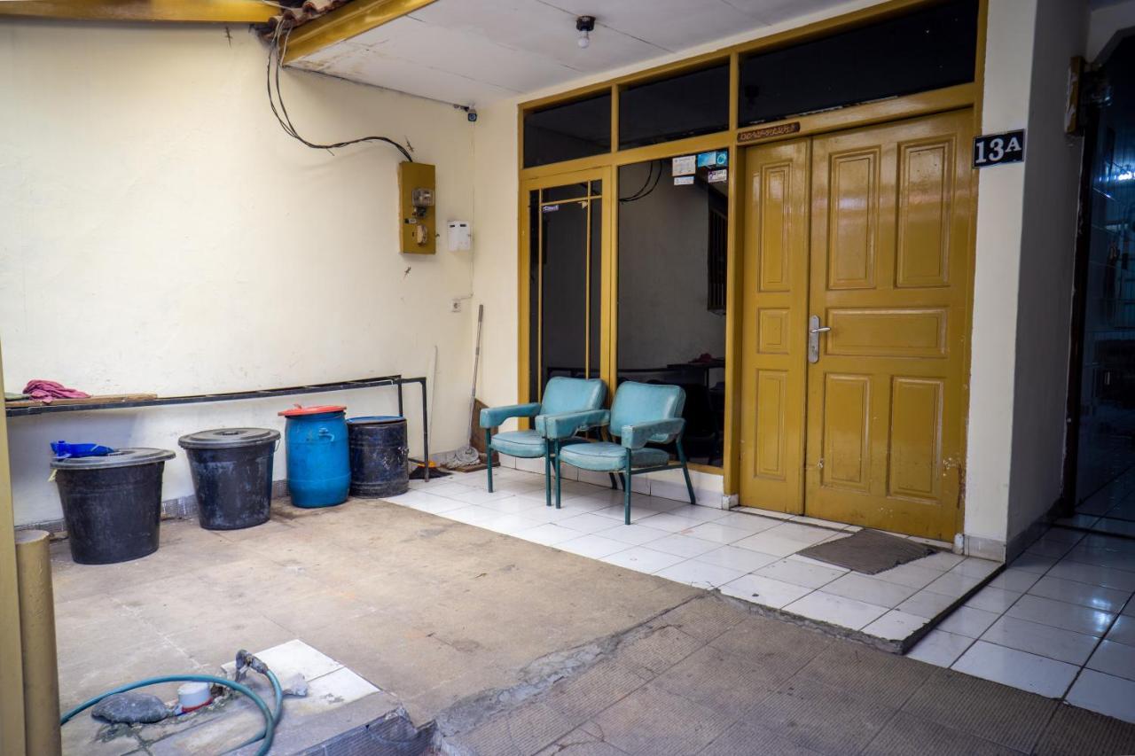 Hostel Zenrra Backpacker Bandung Exterior foto